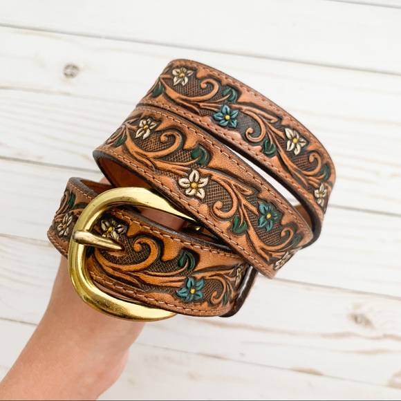 Nocona Accessories - Nocona floral tooled western belt